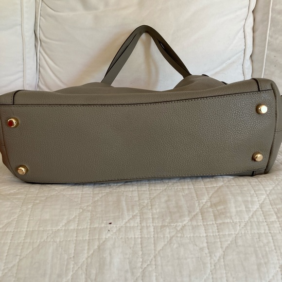 Coach purse - Picture 3 of 3